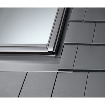 VELUX EDT FK04 2000 Pro+ Flat Tile Flashing with Insulation - 66cm x 98cm
