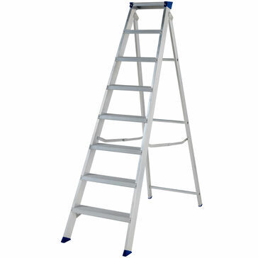 Werner MasterTrade Swingback Step Ladder