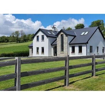 FAKRO Natural Pine Triple Glazed Centre Pivot Roof Window (FTT U6)