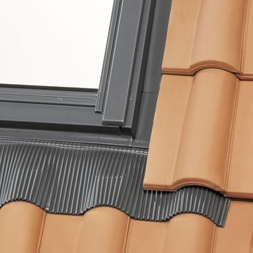 RoofLITE+ UFX Universal (16-120mm) Flashing Kit
