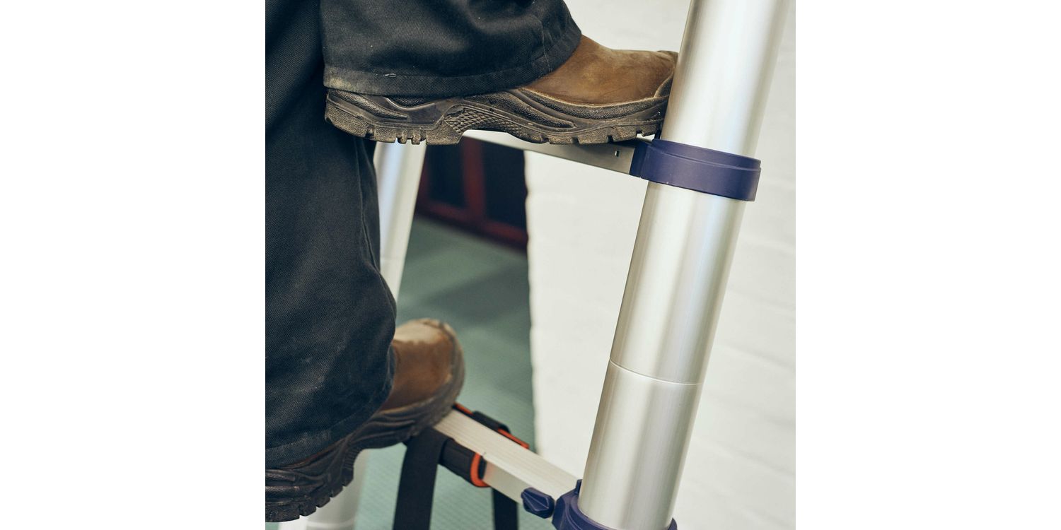 Xtend+Climb 3.8m ProSeries S2.0 Telescopic Ladder only £209.53