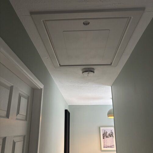 Customer image of Manthorpe GL250-03 Insulated Drop-Down Loft Hatch