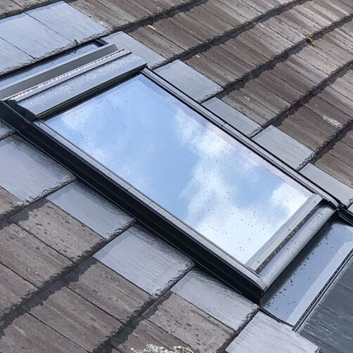Customer image of VELUX EDJ UK04 2000 Pro+ Recessed Tile Flashing Kit - 134cm x 98cm