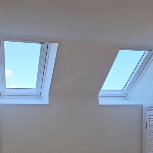 Customer image of VELUX GGU CK04 007030 White Maintenance-Free Centre Pivot Solar INTEGRA Window - 55cm x 98cm