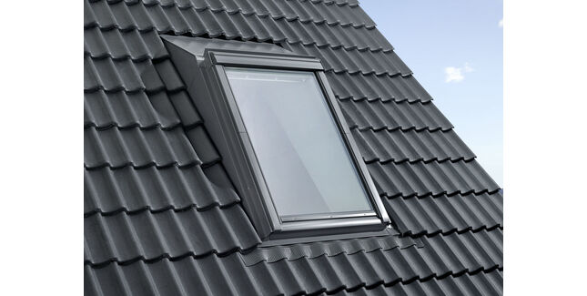 VELUX EAW UK04 6000 Low Pitch Tile Flashing For Single Window - 134cm x 98cm