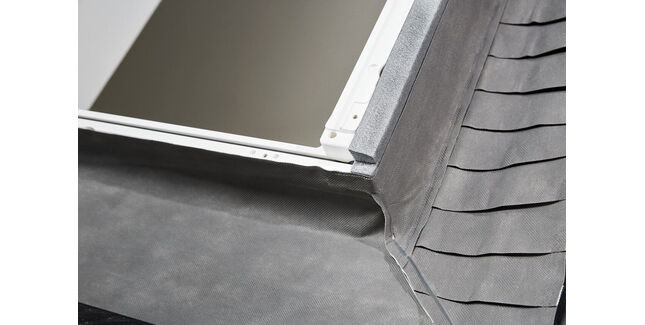 VELUX BFX PK06 1000 Felt Collar &amp; Drainage Gutter - 94cm x 118cm