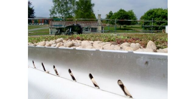 Sky Garden Aluminium Edging Trim For Green Roofs - 1m