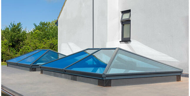 Korniche Aluminium Flat Roof Window Lantern - 4m x 2m (One Rafter Included)