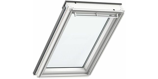 VELUX GGL UK06 2070 White Painted Centre Pivot Window - 134cm x 118cm