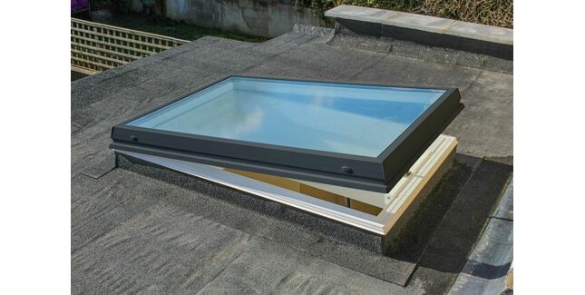 Whitesales ray.lux Double Glazed Flat Glass Rooflight (With A 150mm Vertical Upstand)
