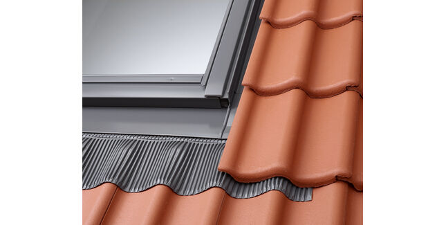 VELUX EDJ CK06 1000 The Pro Recessed Tiles Flashing Set (includes BFX) - 55cm x 118cm