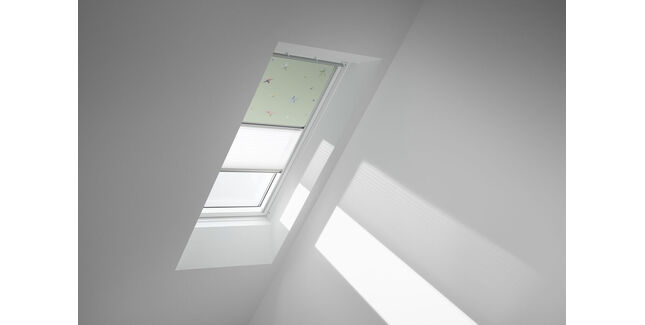 VELUX Duo Blackout Blind - Disney's Green Stars (4661)