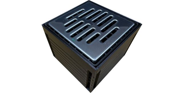 DekDrain Vela A15 Polypropylene Access Point with Plastic &amp; Metal Grill