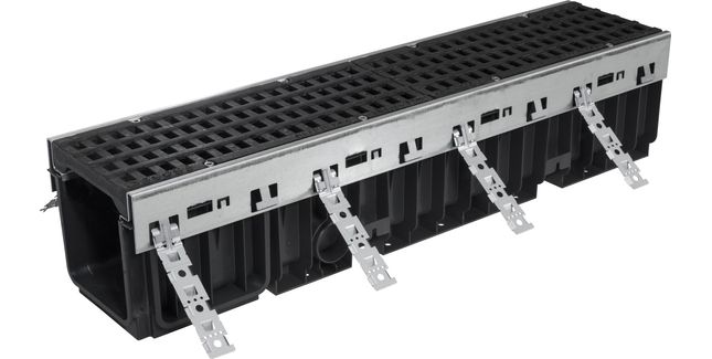 DekDrain CETUS D400 HDPE Cast Iron Grating Channel Drainage