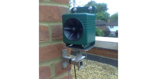 Wall Mounted Speaker Bracket For Bird-X Deterrent Products